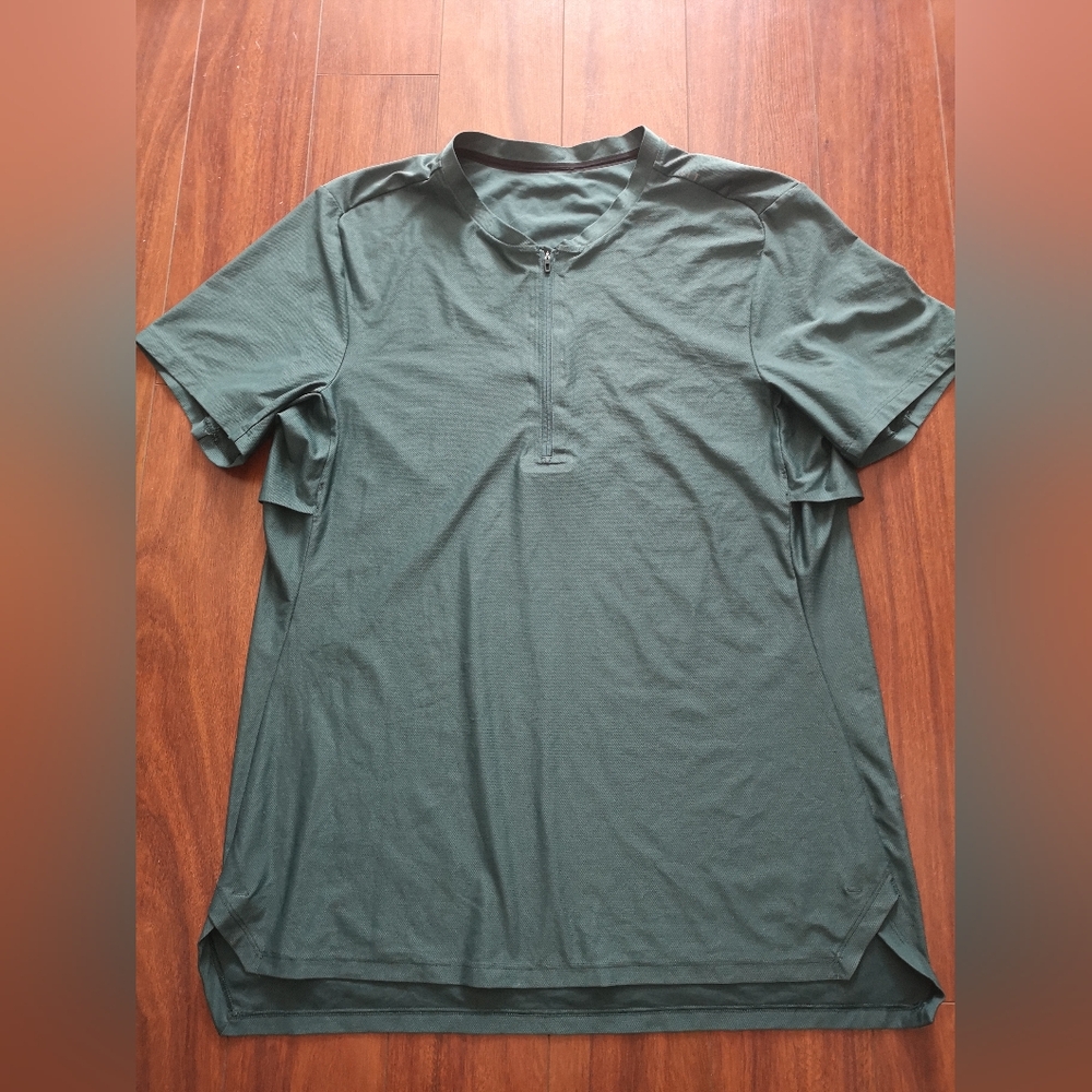 Lululemon Men 1/4 Zip Up Green Shirts